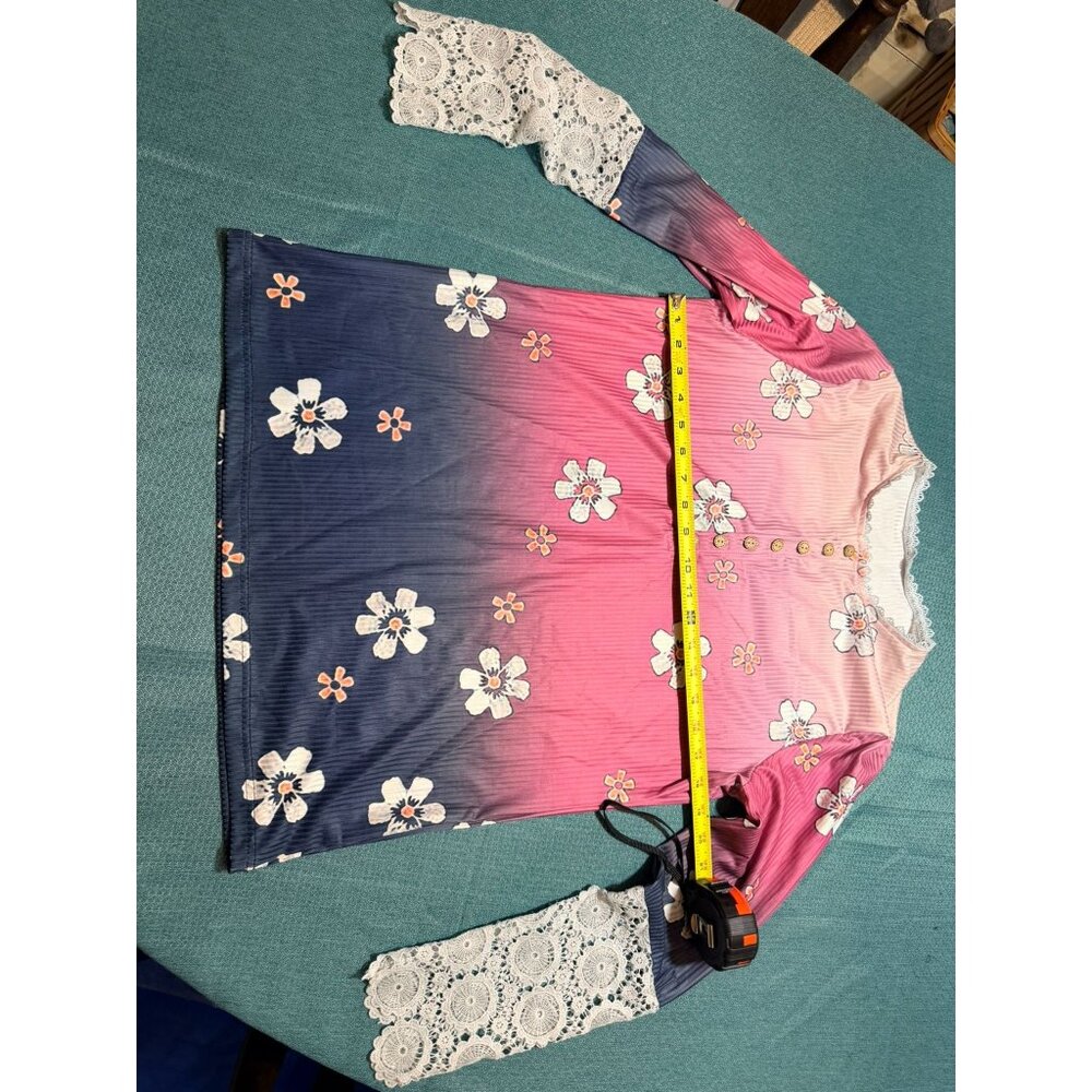 Floral Ombre Long Sleeve Top With Lace Cuffs & Button Accents Size M